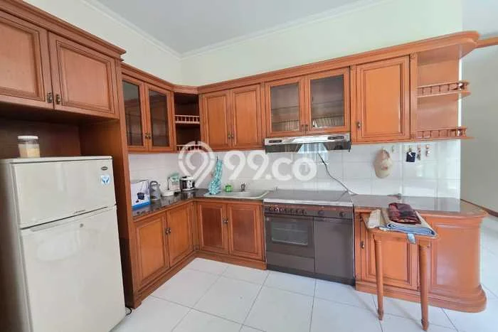 Rumah sewa siap pakai 5 KT di Pasteur, Bandung Rumah sewa siap pakai 5 KT di Pasteur, Bandung