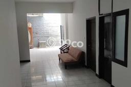 Disewakan! Rumah 5 Kamar Tidur &
2 Kamar Mandi di Margacinta, Bandung Disewakan! Rumah 5 Kamar Tidur &
2 Kamar Mandi di Margacinta, Bandung