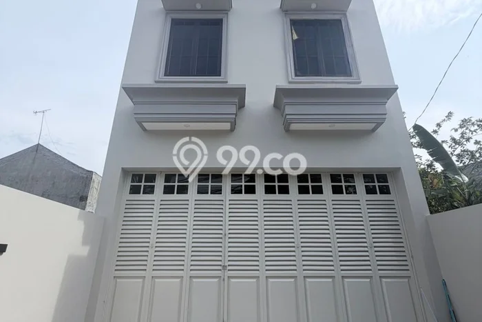 Ruko bagus disewakan di Jagakarsa Jakarta Selatan dengan LB 200m2 harga sewa terbaik Ruko bagus disewakan di Jagakarsa Jakarta Selatan dengan LB 200m2 harga sewa terbaik