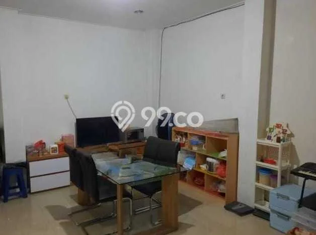 Siap Huni Hunian Elit 5 Kamar di Cengkareng Dekat ke Mana Saja Siap Huni Hunian Elit 5 Kamar di Cengkareng Dekat ke Mana Saja