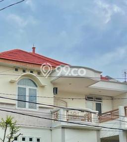 Rumah Luxury Modern Tanpa Renovasi di Mulyosari Surabaya Rumah Luxury Modern Tanpa Renovasi di Mulyosari Surabaya
