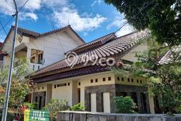 Ready to Use! Luxury House LT 388m2 Desain Modern di Cikutra Ready to Use! Luxury House LT 388m2 Desain Modern di Cikutra