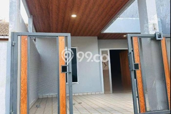 For Sale Rumah 2 Kamar Lokasi Strategis Bagus dan Strategis di Neglasari For Sale Rumah 2 Kamar Lokasi Strategis Bagus dan Strategis di Neglasari