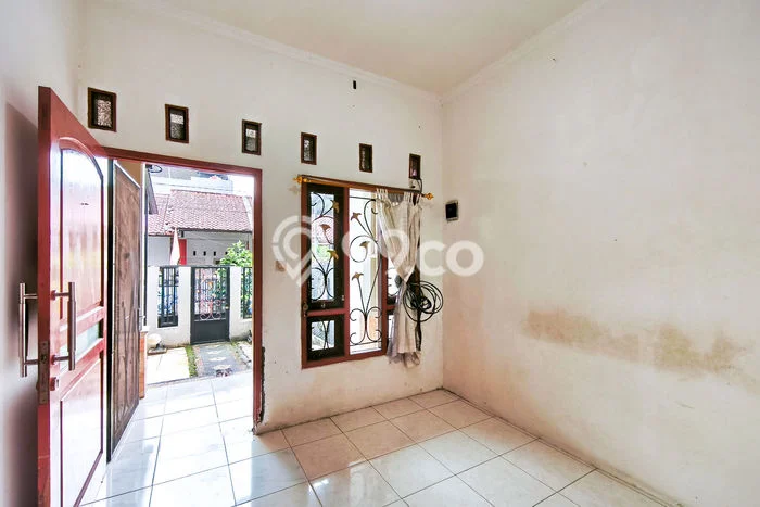 Rumah Sederhana Dijual Lokasi Cilodong 2 Kamar dengan Luas Tanah 72m2 Rumah Sederhana Dijual Lokasi Cilodong 2 Kamar dengan Luas Tanah 72m2