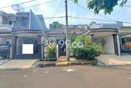 For Sale Rumah 4 Kamar Lokasi Ideal Bagus dan Strategis di Serpong Utara For Sale Rumah 4 Kamar Lokasi Ideal Bagus dan Strategis di Serpong Utara