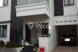 BEST INVESTMENT! Rumah area Cibubur, LT 120m² LB 220m² BEST INVESTMENT! Rumah area Cibubur, LT 120m² LB 220m²