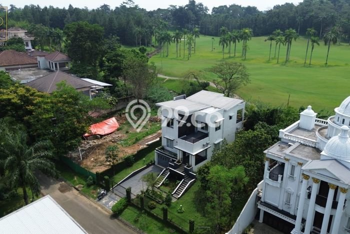 Ready to Use! Luxury House LT 754m2 Desain Elegan di Sentul City Ready to Use! Luxury House LT 754m2 Desain Elegan di Sentul City