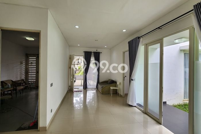 Rumah Mewah LB 200m2 Siap Pakai Desain Elegan di Sentul City, Bogor Rumah Mewah LB 200m2 Siap Pakai Desain Elegan di Sentul City, Bogor