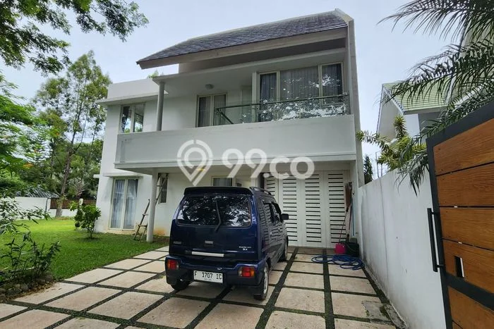 Rumah Mewah LB 200m2 Siap Pakai Desain Elegan di Sentul City, Bogor Rumah Mewah LB 200m2 Siap Pakai Desain Elegan di Sentul City, Bogor
