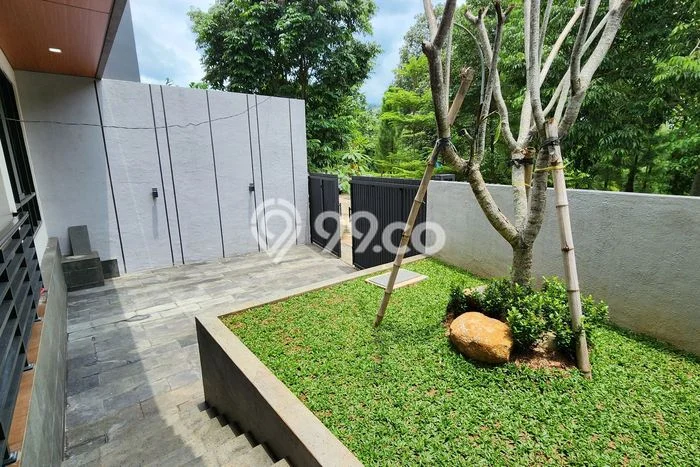 Rumah Elit Modern Tanpa Renovasi di Sentul City Bogor Rumah Elit Modern Tanpa Renovasi di Sentul City Bogor
