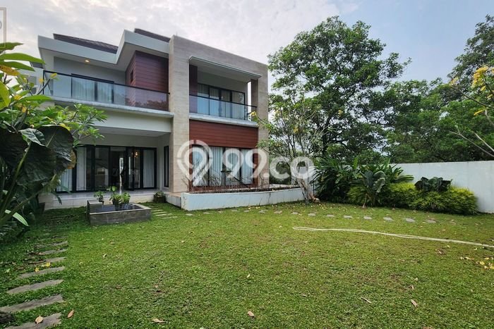 Ready to Use! Premium House LT 570m2 Desain Modern di Sentul City Ready to Use! Premium House LT 570m2 Desain Modern di Sentul City