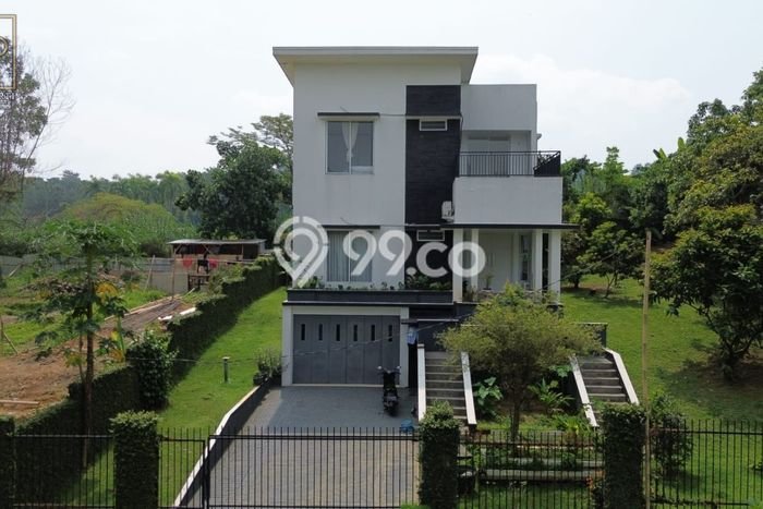 Ready to Use! Luxury House LT 754m2 Desain Elegan di Sentul City Ready to Use! Luxury House LT 754m2 Desain Elegan di Sentul City