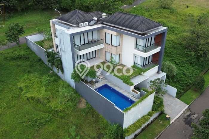 Ready to Use! Premium House LT 570m2 Desain Modern di Sentul City Ready to Use! Premium House LT 570m2 Desain Modern di Sentul City