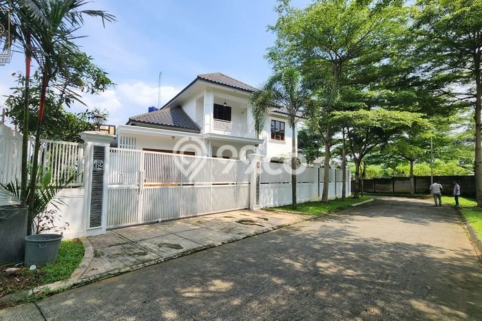 Rumah Luxury Modern Siap Huni di Sentul City Bogor Rumah Luxury Modern Siap Huni di Sentul City Bogor