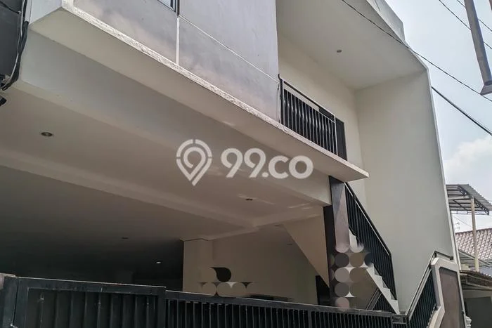 Aset Investasi! Rumah Kost Dijual di Tebet, Jakarta Selatan, 12 KT, 13 KM, Luas 201m2 Aset Investasi! Rumah Kost Dijual di Tebet, Jakarta Selatan, 12 KT, 13 KM, Luas 201m2