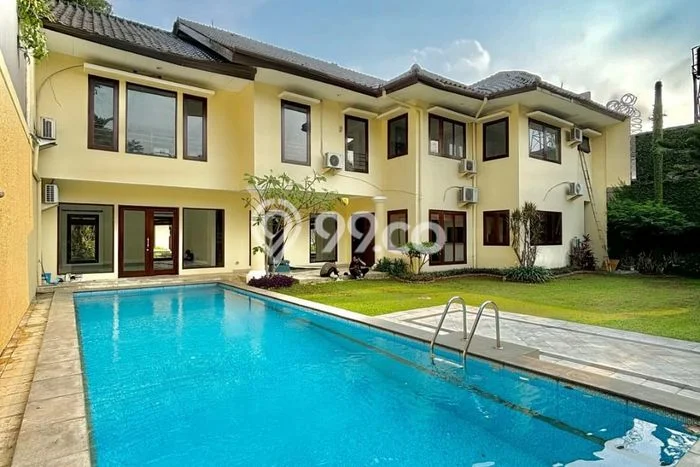 Rumah Bagus Disewakan di Pejaten, Jakarta Selatan LT 800m2, LB 550m2 Rumah Bagus Disewakan di Pejaten, Jakarta Selatan LT 800m2, LB 550m2