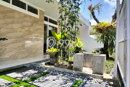 For Sale! Premium House LT 180m2 Desain Modern di Burangrang For Sale! Premium House LT 180m2 Desain Modern di Burangrang