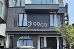 Rumah Elit Modern Tanpa Renovasi di Citraland Surabaya Rumah Elit Modern Tanpa Renovasi di Citraland Surabaya
