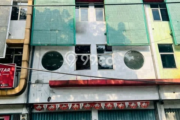 Unit Ruko Dijual di Gayungan Surabaya Luas Bangunan 206m2 Unit Ruko Dijual di Gayungan Surabaya Luas Bangunan 206m2