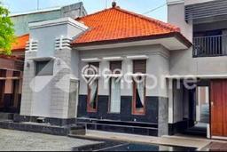 Hunian Elit LB 750m2 Siap Pakai Desain Elegan di Kutisari, Surabaya Hunian Elit LB 750m2 Siap Pakai Desain Elegan di Kutisari, Surabaya