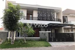 For Sale! Premium House LT 345m2 Desain Modern di Babatan For Sale! Premium House LT 345m2 Desain Modern di Babatan