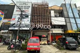 Ruko untuk disewa di Panakkukang punya LT 200m2 & LB 600m2 harga sewa kompetitif Ruko untuk disewa di Panakkukang punya LT 200m2 & LB 600m2 harga sewa kompetitif