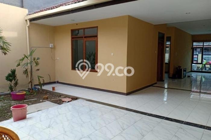 Rumah Minimalis 4 KT di Taman Holis Indah Bandung Unfurnished Rumah Minimalis 4 KT di Taman Holis Indah Bandung Unfurnished