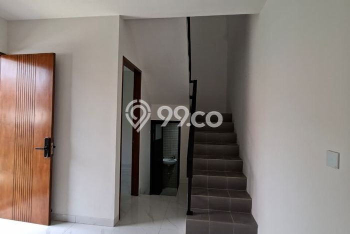 Rumah Elit Modern Tanpa Renovasi di Pasteur Bandung Rumah Elit Modern Tanpa Renovasi di Pasteur Bandung