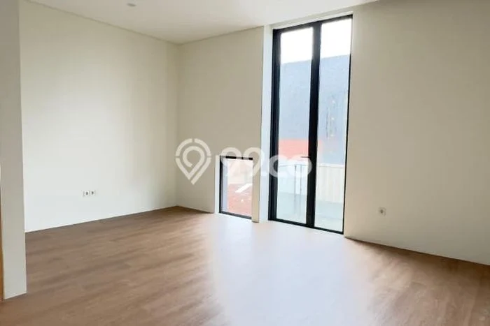 Dijual Rumah Eksklusif 3 KT di Halim Perdana Kusuma, Jakarta Timur Dijual Rumah Eksklusif 3 KT di Halim Perdana Kusuma, Jakarta Timur