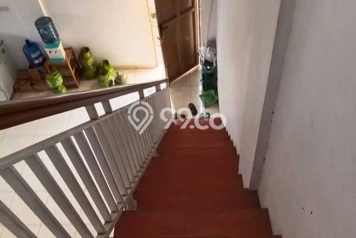 Area Ramai! Ruko Dijual di Cipatat untuk Bisnis Luas Bangunan 198m2 Area Ramai! Ruko Dijual di Cipatat untuk Bisnis Luas Bangunan 198m2