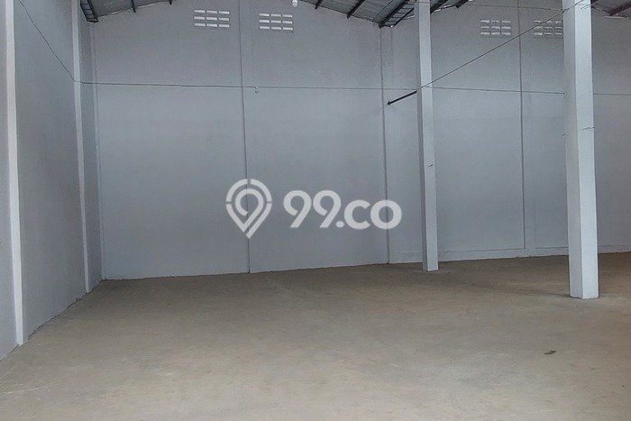 Gudang Disewakan di Area Ramai Cengkareng, Jakarta Barat Gudang Disewakan di Area Ramai Cengkareng, Jakarta Barat