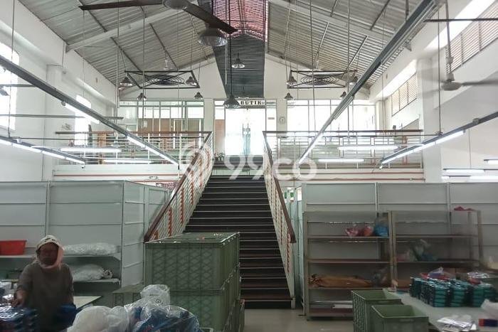 Untuk Dijual! Gudang di Cilacap Cilacap LT 1591m2 / LB 2000m2 Kawasan Bisnis Untuk Dijual! Gudang di Cilacap Cilacap LT 1591m2 / LB 2000m2 Kawasan Bisnis
