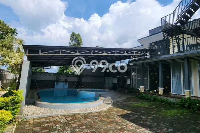 Vila di Cipanas, Luas 1280m2m², Cocok untuk hunian keluarga Vila di Cipanas, Luas 1280m2m², Cocok untuk hunian keluarga