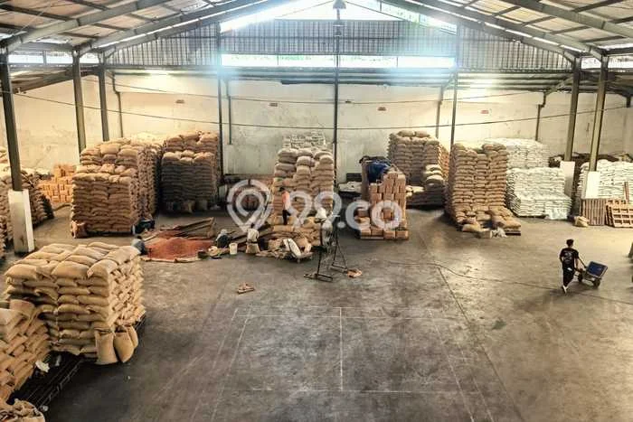 Unit Gudang Disewakan di Pluit di Area Ramai & Strategis Unit Gudang Disewakan di Pluit di Area Ramai & Strategis