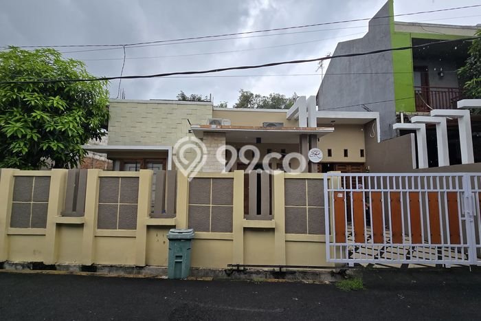 Rumah Minimalis 3 Kamar LT 224m2 di Pondok Gede Rumah Minimalis 3 Kamar LT 224m2 di Pondok Gede