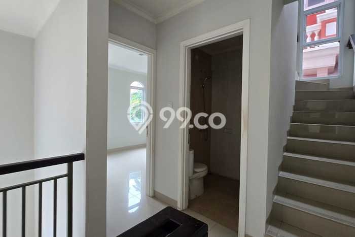 Rumah Luas Asri 4 KT Siap Huni di Gading Serpong Tangerang Rumah Luas Asri 4 KT Siap Huni di Gading Serpong Tangerang