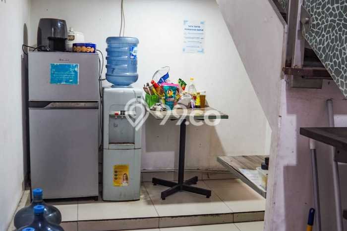 Rumah Kost untuk Dijual di Kemanggisan Punya 20 Kamar Rumah Kost untuk Dijual di Kemanggisan Punya 20 Kamar