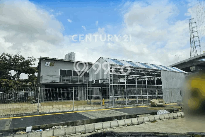 Disewakan Tanah Lokasi Strategis di Kelapa Gading Jakarta Utara 1030m2 Disewakan Tanah Lokasi Strategis di Kelapa Gading Jakarta Utara 1030m2