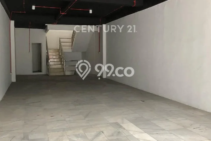 Ruko Disewa di Jakarta Selatan dengan LB 480m2 Area Komersial Ramai Ruko Disewa di Jakarta Selatan dengan LB 480m2 Area Komersial Ramai