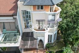 Hot Offer Hunian Mewah Ideal dan Luas di Kebayoran Lama, Jakarta Selatan Hot Offer Hunian Mewah Ideal dan Luas di Kebayoran Lama, Jakarta Selatan