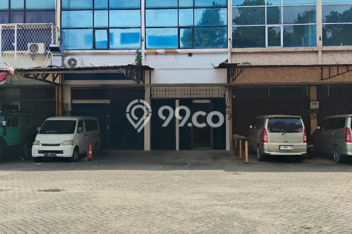 Ruko Bagus Dijual LB 200m2 Lokasi Strategis Jakarta Barat Area Cocok untuk Berbisnis Ruko Bagus Dijual LB 200m2 Lokasi Strategis Jakarta Barat Area Cocok untuk Berbisnis