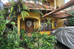 Rumah Mewah LB 194m2 Siap Huni Desain Elegan di Cipete, Jakarta Selatan Rumah Mewah LB 194m2 Siap Huni Desain Elegan di Cipete, Jakarta Selatan