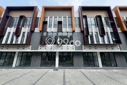 Ruko Disewa di Tangerang dengan LB 100m2 Area Komersial Ramai Ruko Disewa di Tangerang dengan LB 100m2 Area Komersial Ramai
