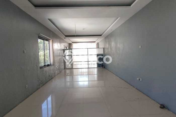 Ruko Dijual di Prime Area Bandung Luas 300m2 Ruko Dijual di Prime Area Bandung Luas 300m2