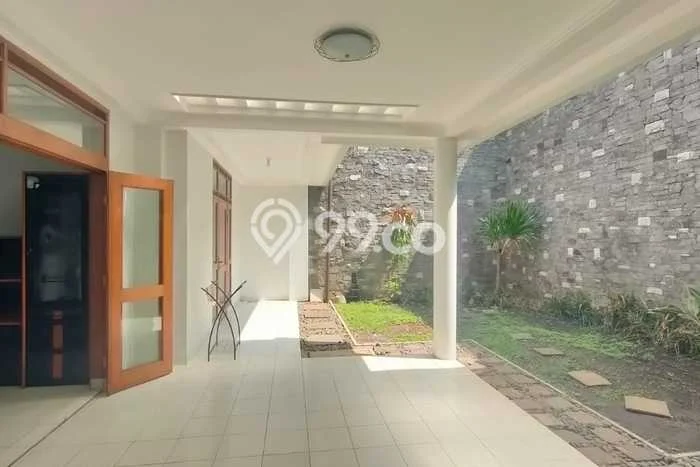 Rumah Bagus Siap Huni Di Sukajadi Luas 330m2 Lokasi Strategis Rumah Bagus Siap Huni Di Sukajadi Luas 330m2 Lokasi Strategis