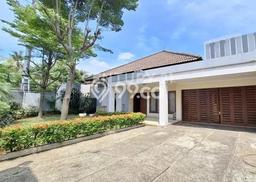 Jual Rumah Mewah Megah Dengan View Eksklusif di Kemang, Jakarta Selatan Jual Rumah Mewah Megah Dengan View Eksklusif di Kemang, Jakarta Selatan
