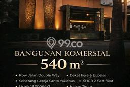 Komersial Disewa di Surabaya dengan LB 450m2 Area Komersial Ramai Komersial Disewa di Surabaya dengan LB 450m2 Area Komersial Ramai