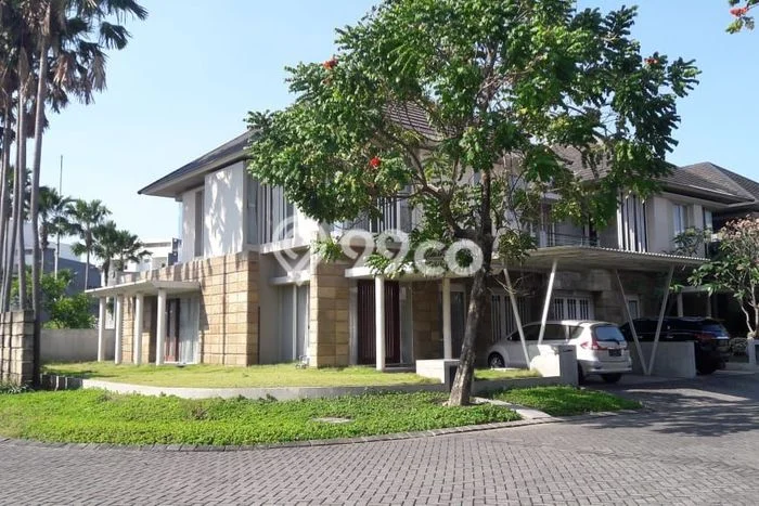 Hot Offer Hunian Premium Ideal dan Luas di Wiyung, Surabaya Hot Offer Hunian Premium Ideal dan Luas di Wiyung, Surabaya