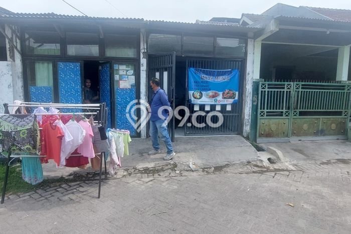 Rumah Sederhana Dijual di Buduran 3 Kamar dengan LT 90m2 Rumah Sederhana Dijual di Buduran 3 Kamar dengan LT 90m2