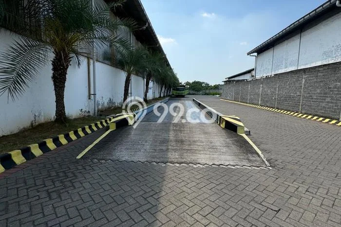 Dijual Pabrik di Menganti Gresik LT 14060m2 / LB 9066m2 Dijual Pabrik di Menganti Gresik LT 14060m2 / LB 9066m2